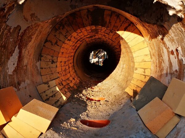 Футеровка огнеупорными материалами емкостного оборудования и наружных поддонов