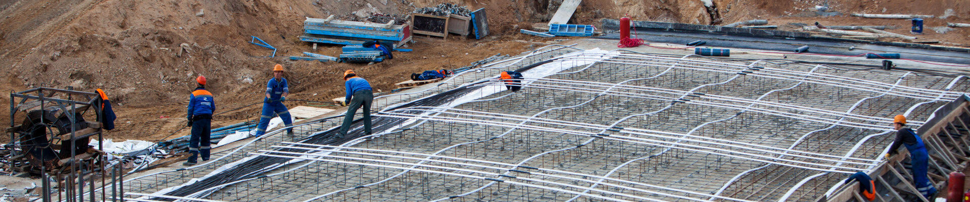 Изготовление монолитных фундаментов и поддонов для промышленного емкостного оборудования