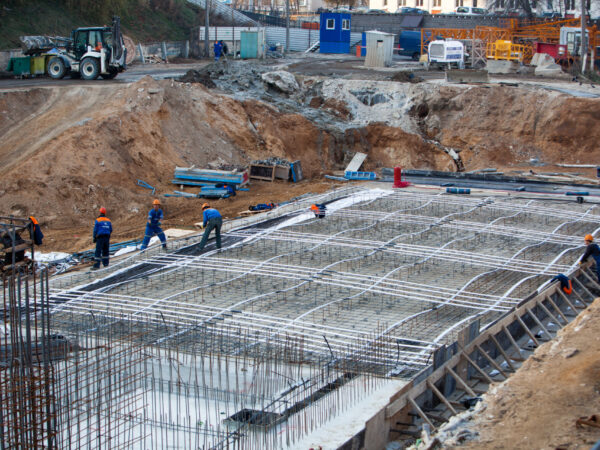 Изготовление монолитных фундаментов и поддонов для промышленного емкостного оборудования